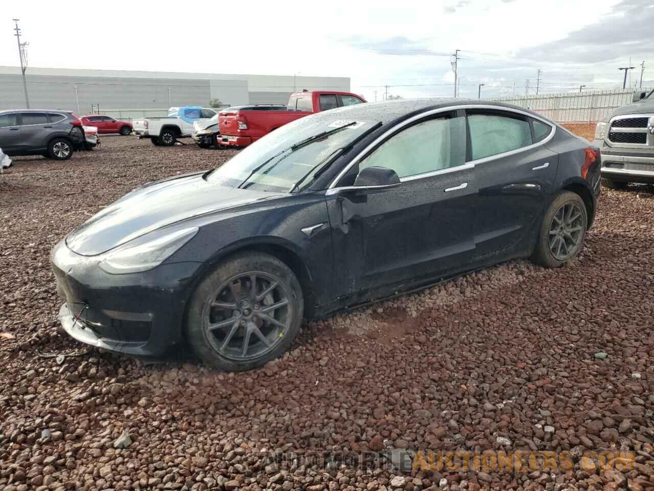 5YJ3E1EB7KF451557 TESLA MODEL 3 2019