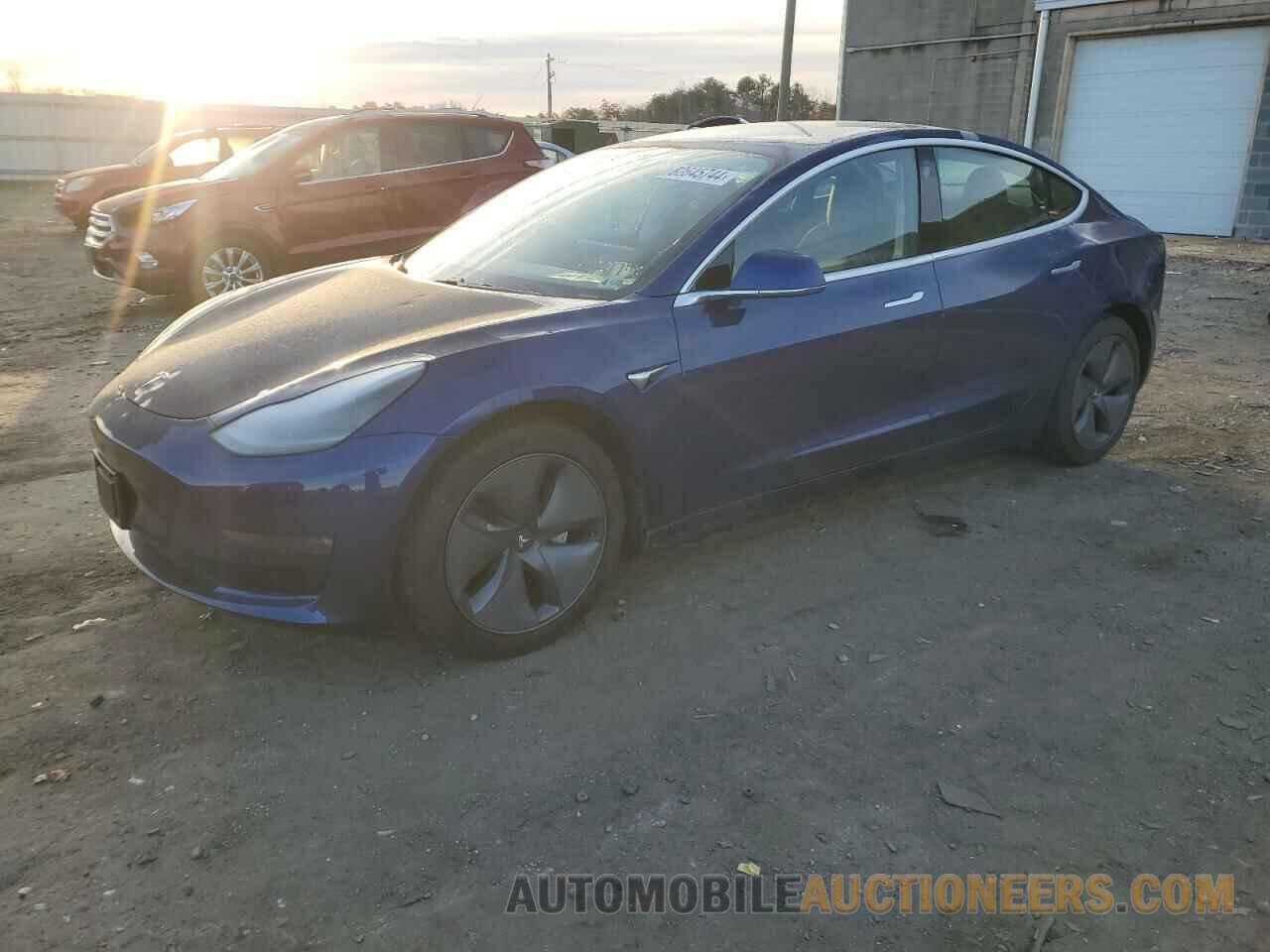 5YJ3E1EB7KF452756 TESLA MODEL 3 2019