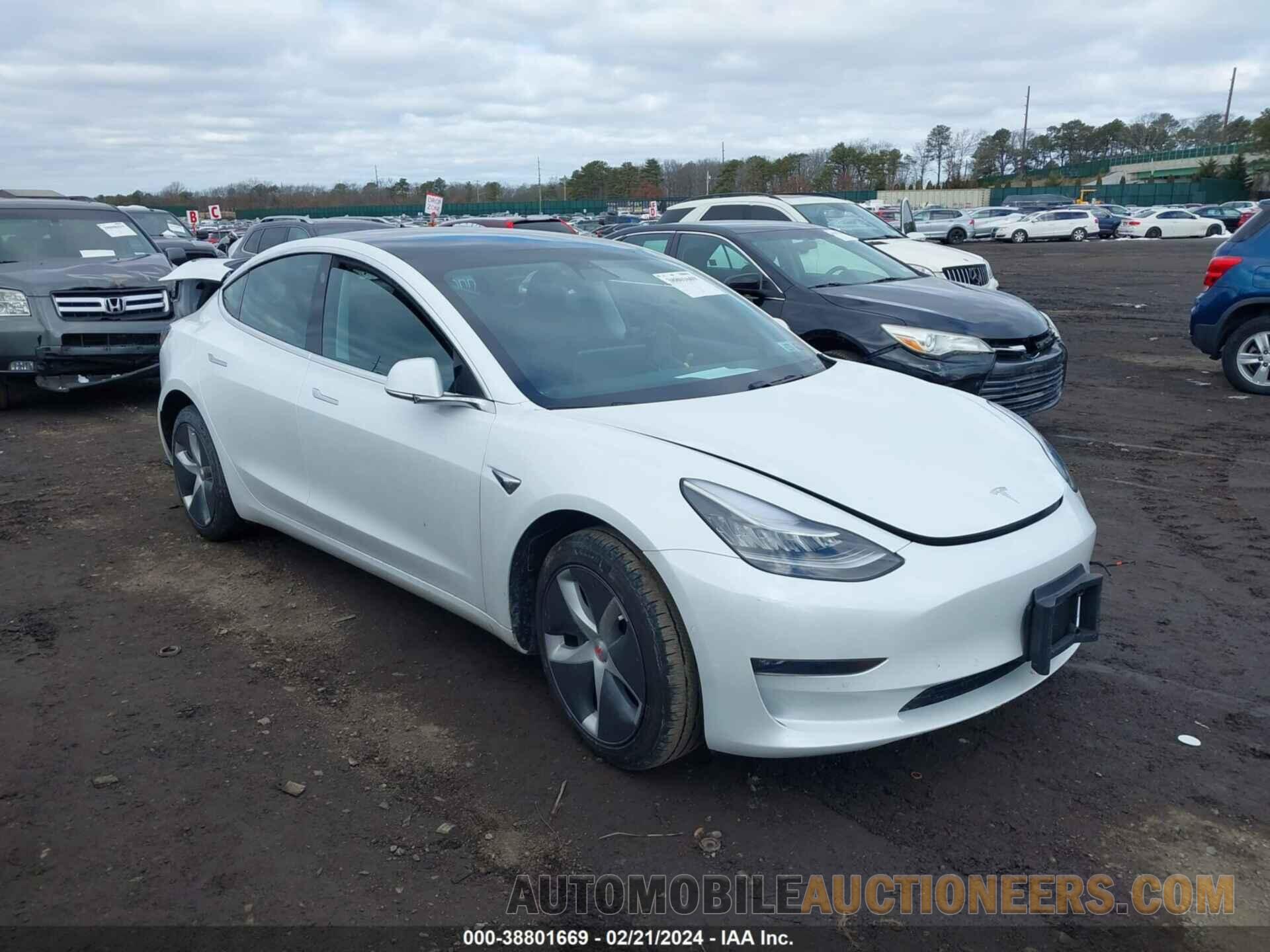 5YJ3E1EB7KF493646 TESLA MODEL 3 2019