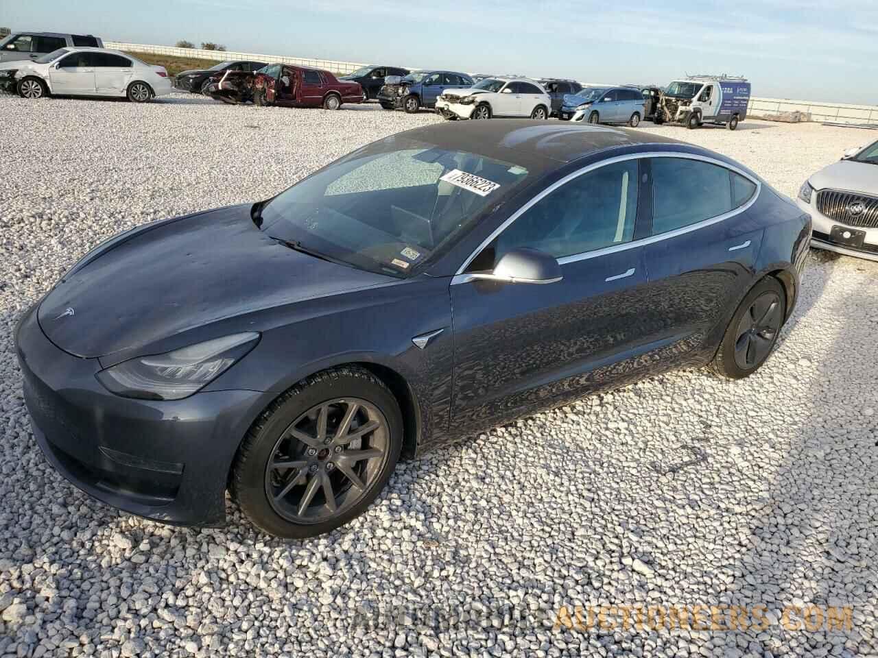 5YJ3E1EB7KF520716 TESLA MODEL 3 2019