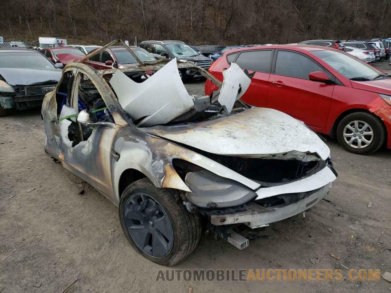 5YJ3E1EB7LF787839 TESLA MODEL 3 2020