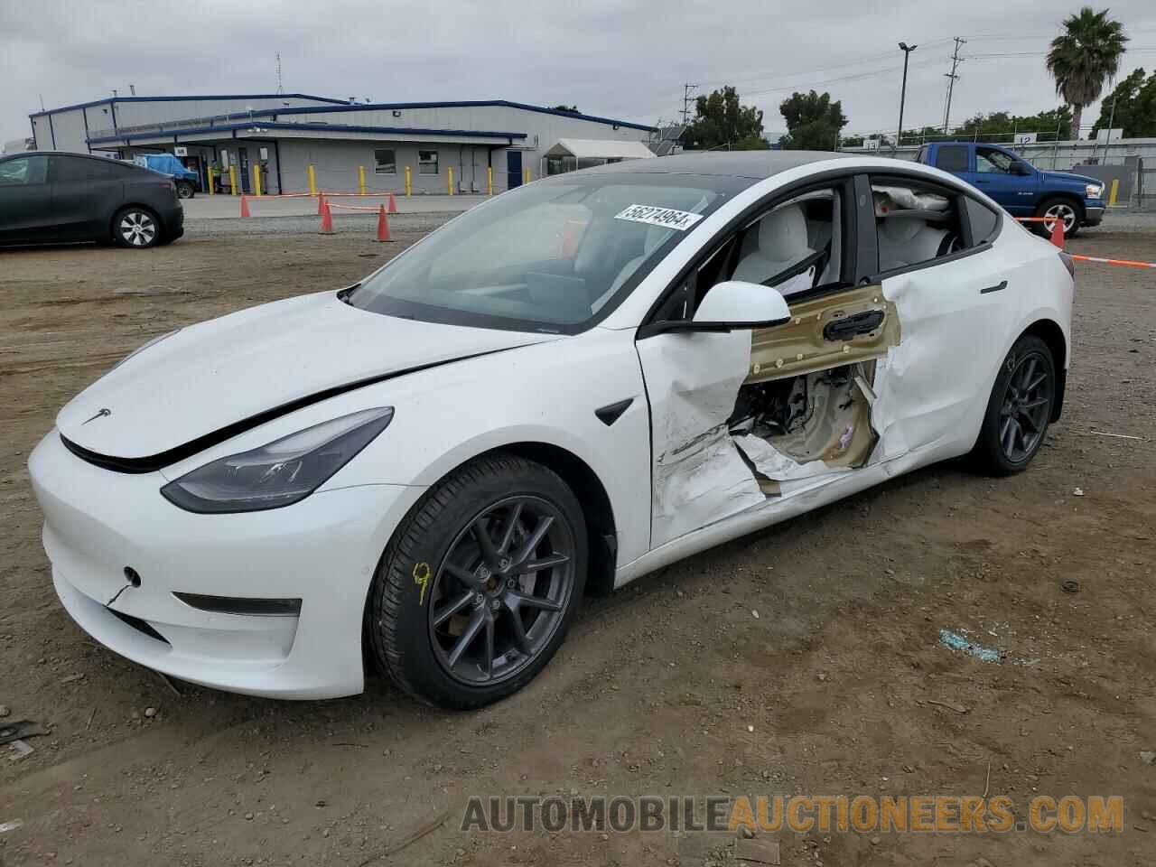 5YJ3E1EB7MF013303 TESLA MODEL 3 2021