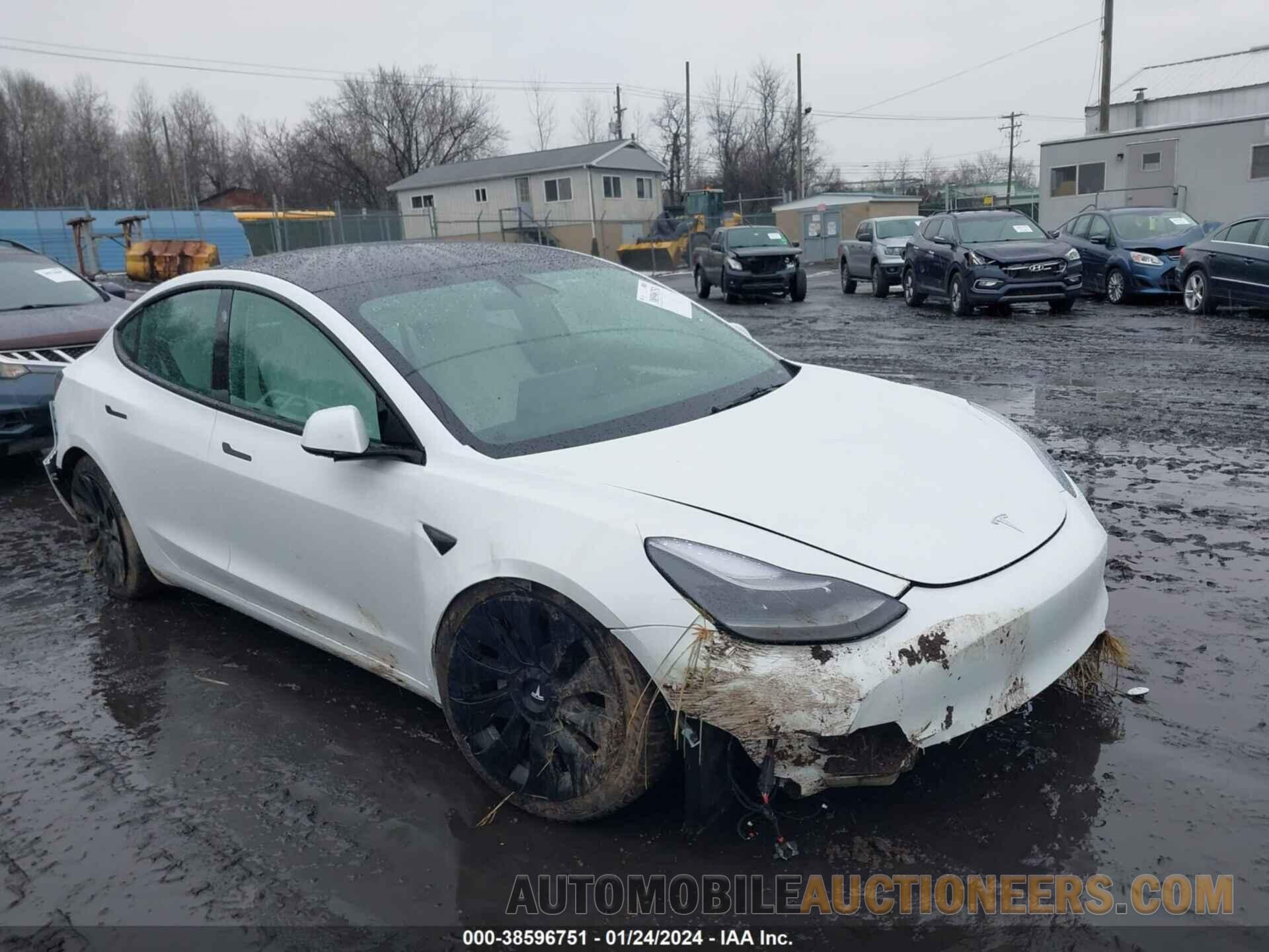 5YJ3E1EB7MF094903 TESLA MODEL 3 2021