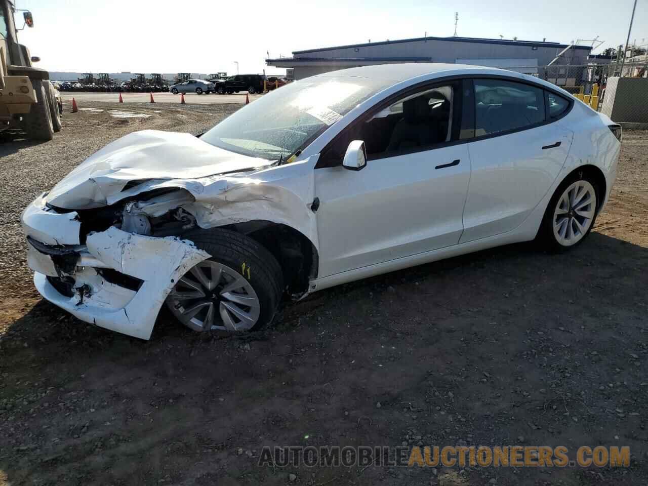 5YJ3E1EB7NF137119 TESLA MODEL 3 2022