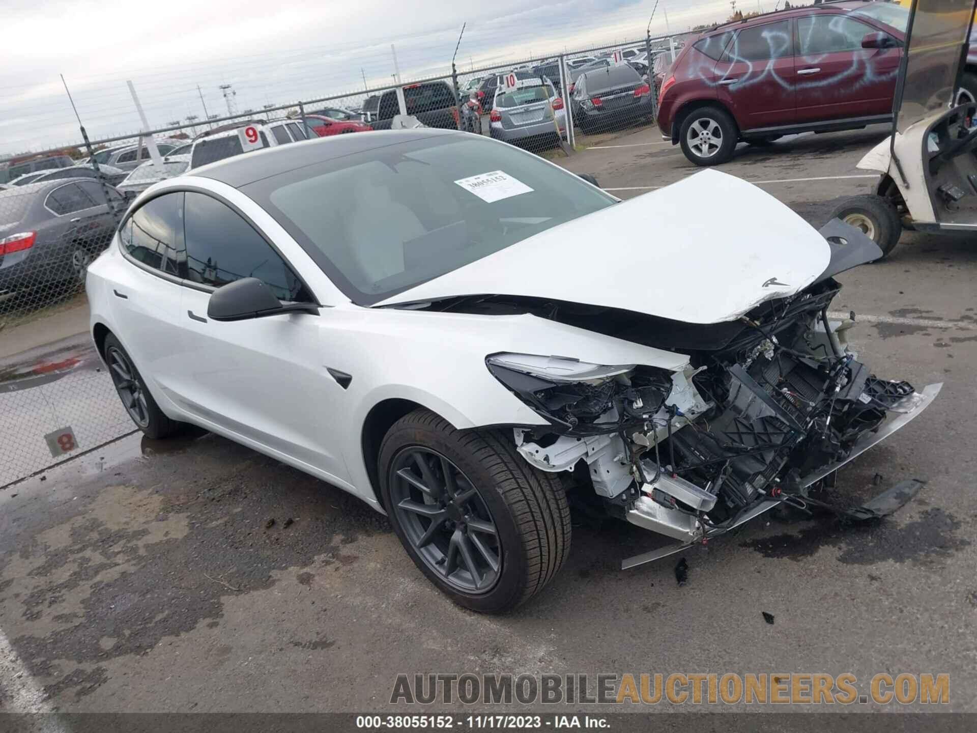 5YJ3E1EB7NF182075 TESLA MODEL 3 2022