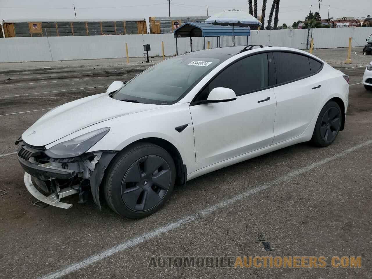 5YJ3E1EB7NF245014 TESLA MODEL 3 2022