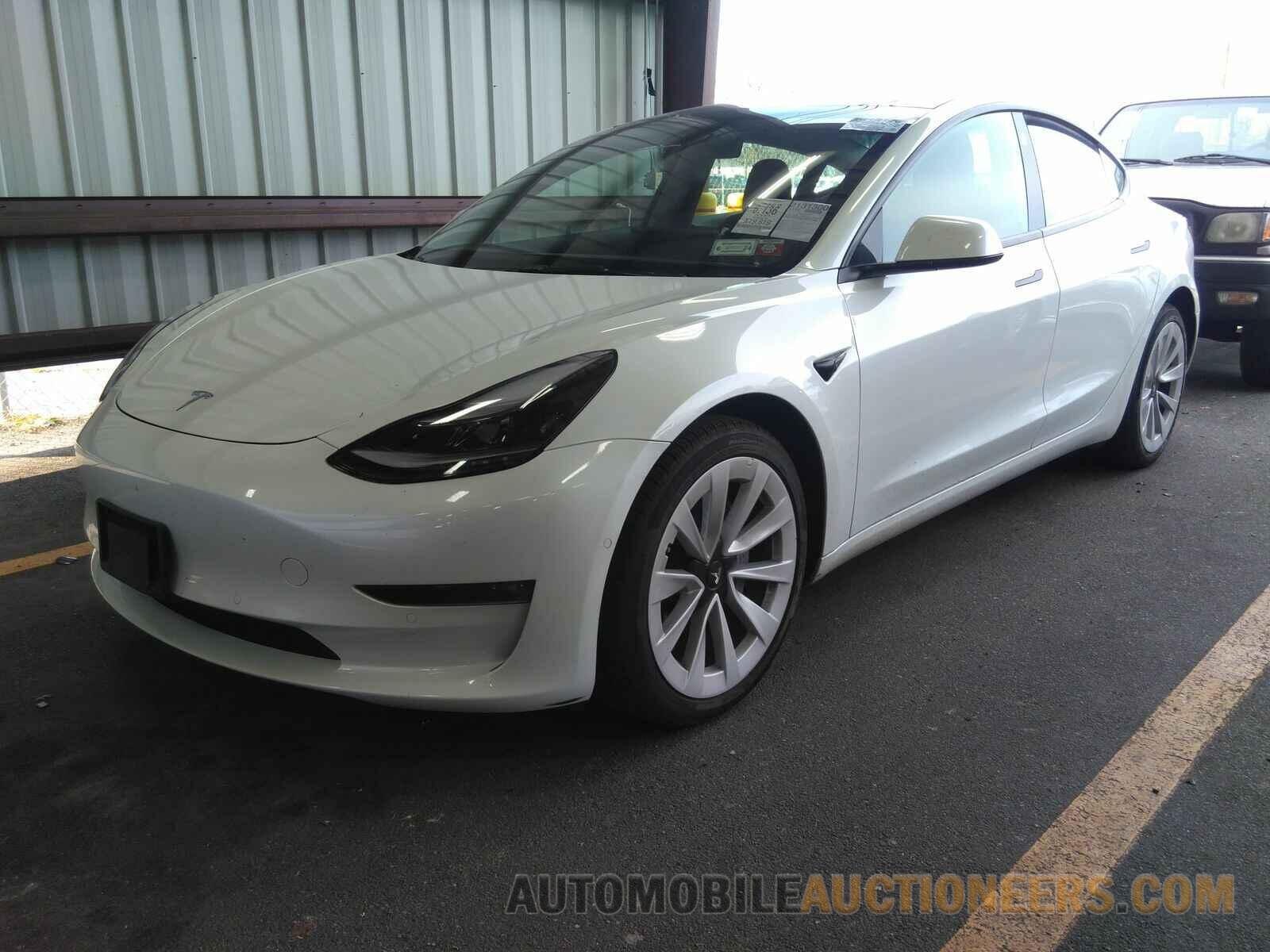 5YJ3E1EB7NF247085 Tesla Model 3 2022