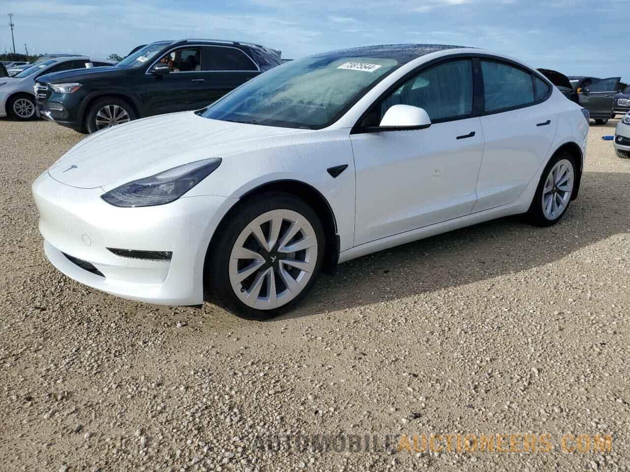 5YJ3E1EB7NF276845 TESLA MODEL 3 2022