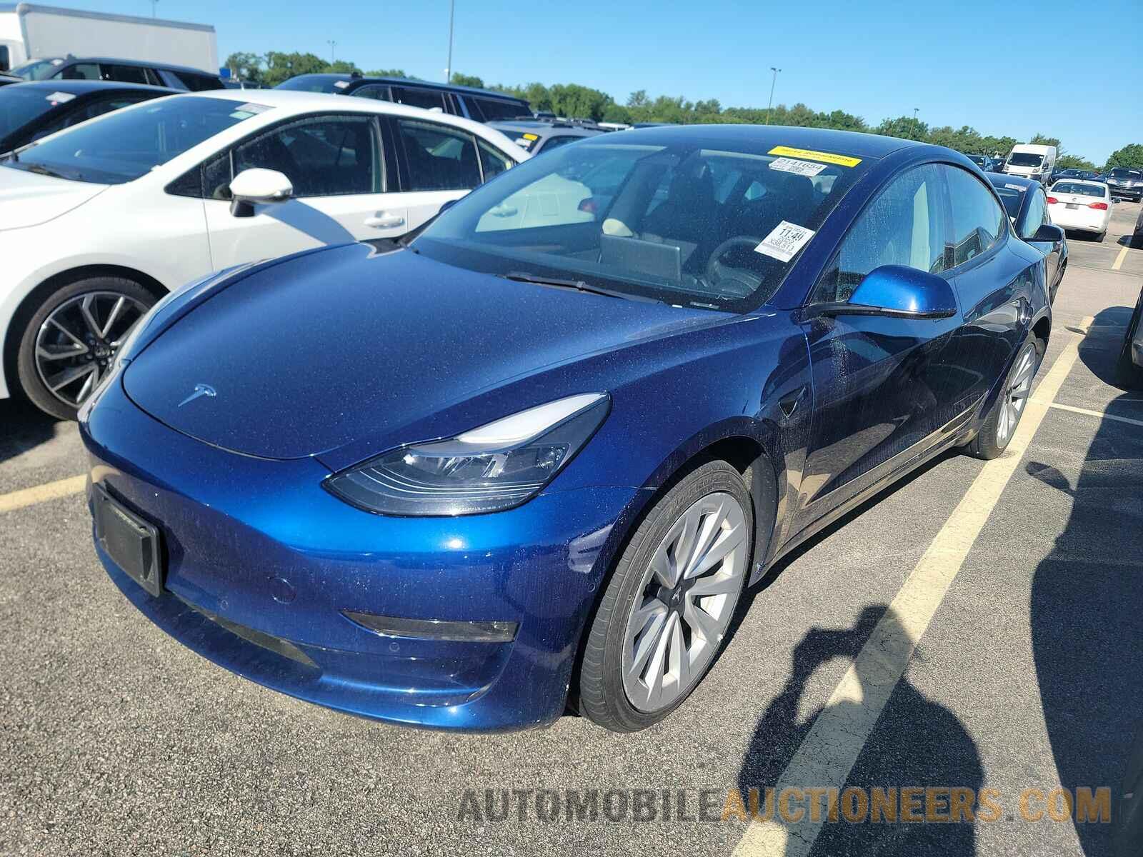 5YJ3E1EB7NF285822 Tesla Model 3 2022