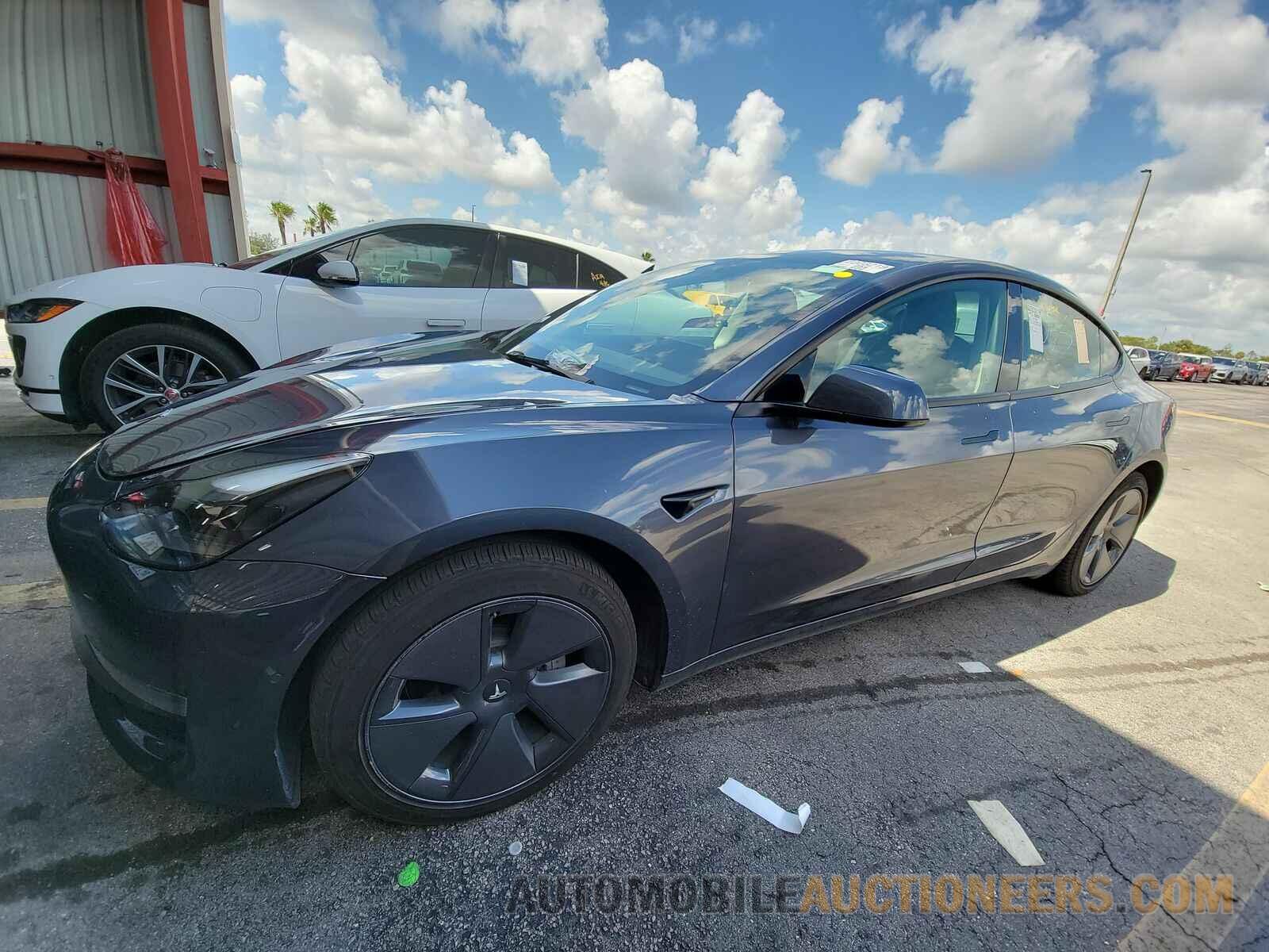 5YJ3E1EB7NF288655 Tesla Model 3 2022