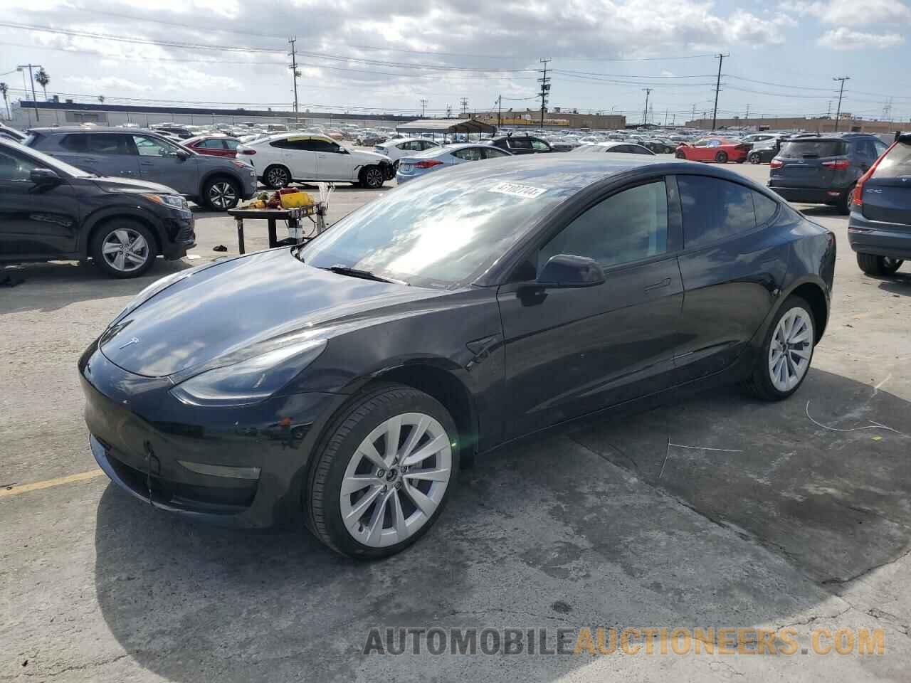 5YJ3E1EB7NF299557 TESLA MODEL 3 2022