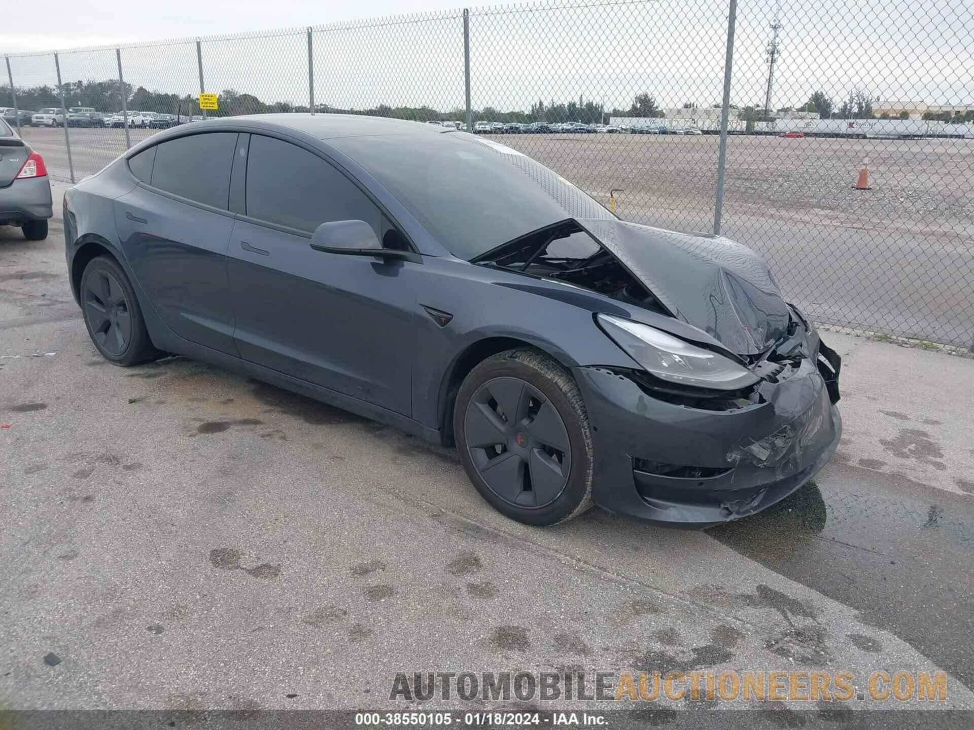 5YJ3E1EB7NF306684 TESLA MODEL 3 2022