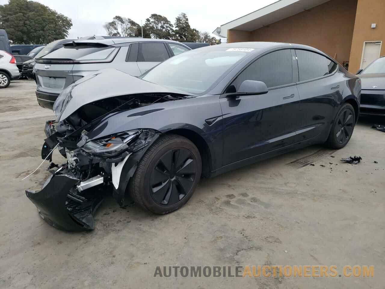 5YJ3E1EB7RF740562 TESLA MODEL 3 2024