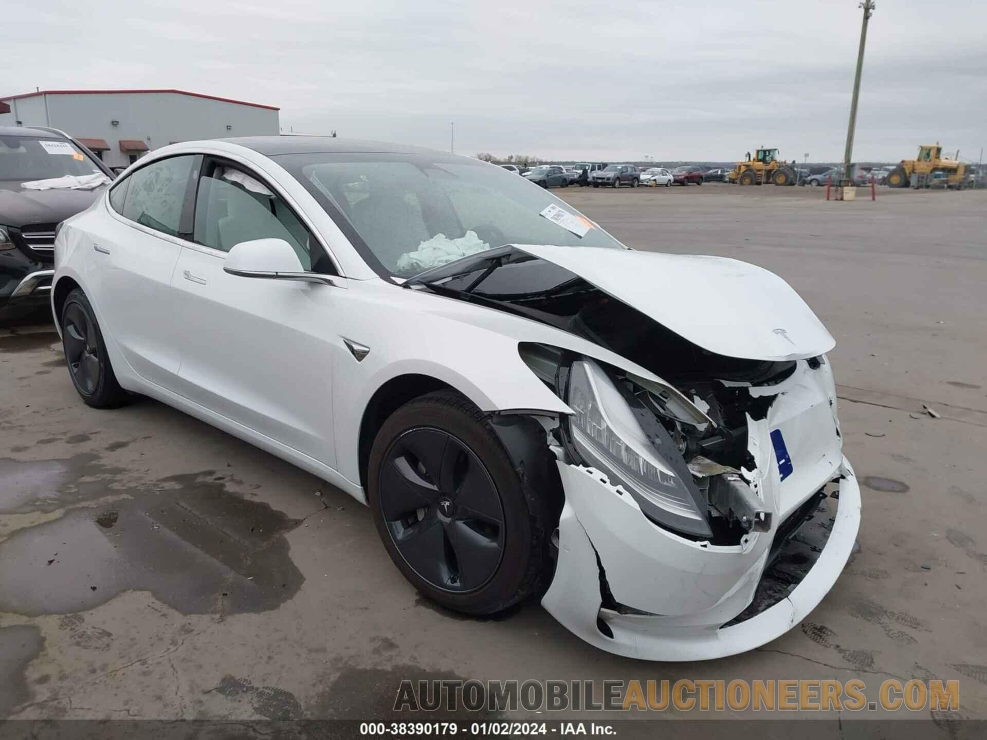 5YJ3E1EB8HF513242 TESLA MODEL 3 LONG RANGE 2019