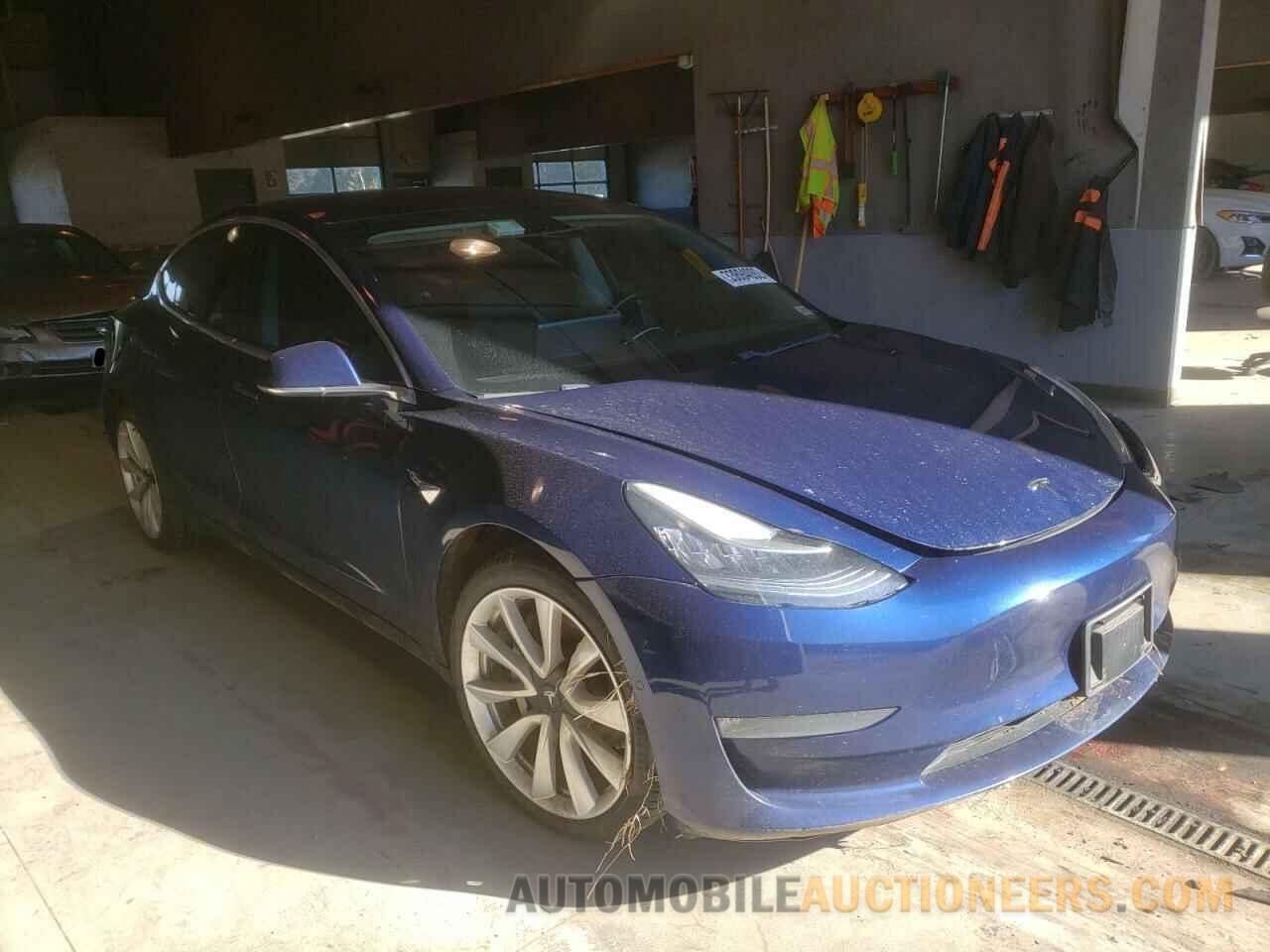 5YJ3E1EB8JF054776 TESLA MODEL 3 2018