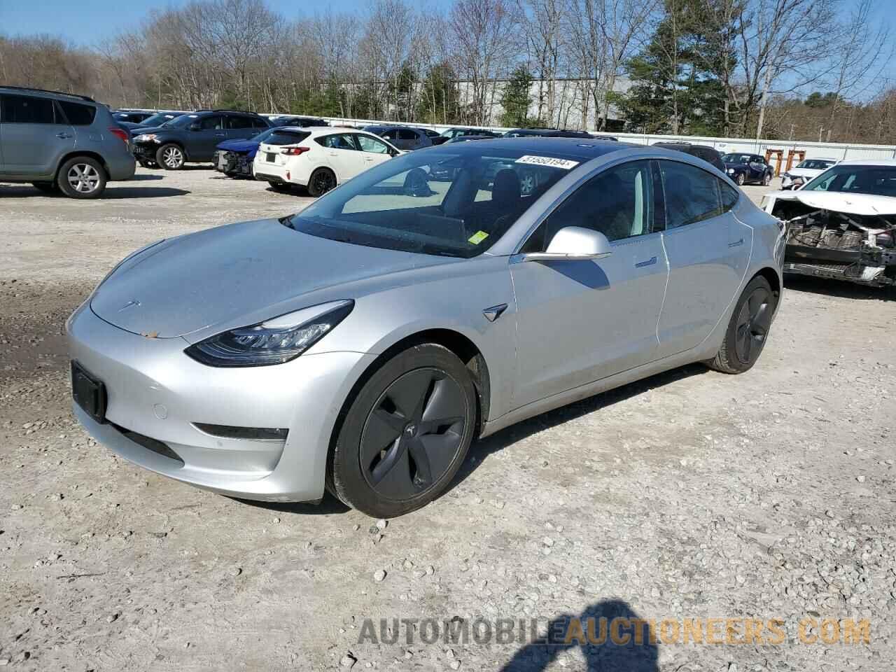 5YJ3E1EB8JF065132 TESLA MODEL 3 2018