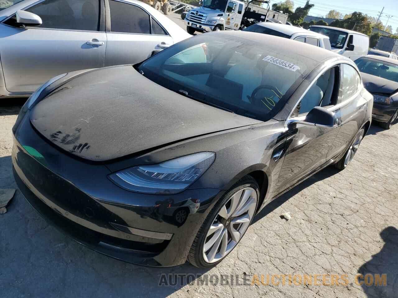 5YJ3E1EB8JF079841 TESLA MODEL 3 2018