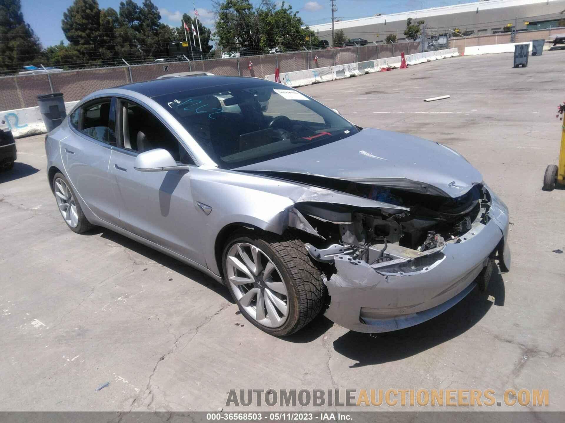 5YJ3E1EB8JF091262 TESLA MODEL 3 2018