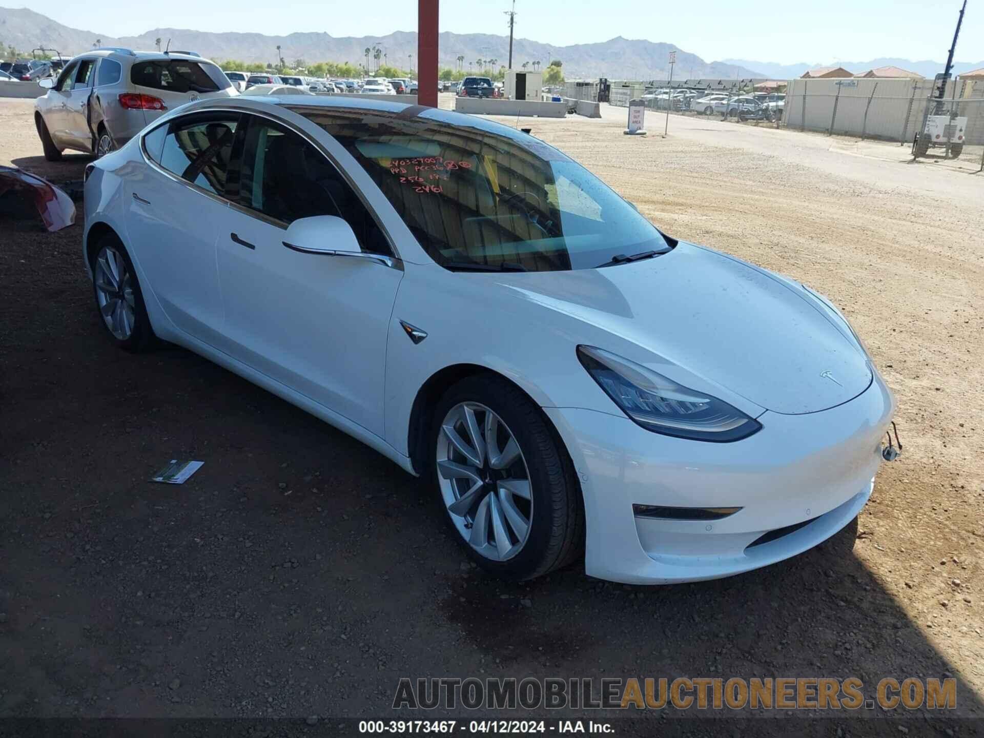 5YJ3E1EB8JF092461 TESLA MODEL 3 2018