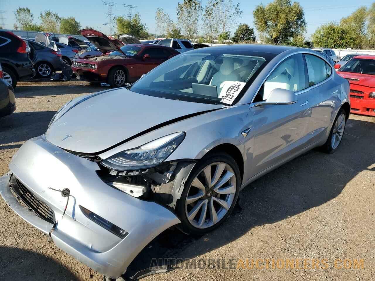 5YJ3E1EB8JF097319 TESLA MODEL 3 2018