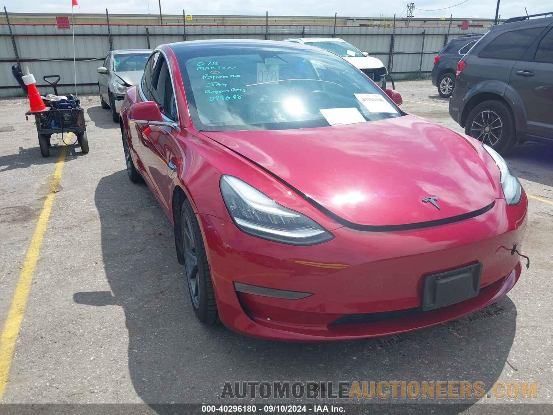 5YJ3E1EB8JF099698 TESLA MODEL 3 2018