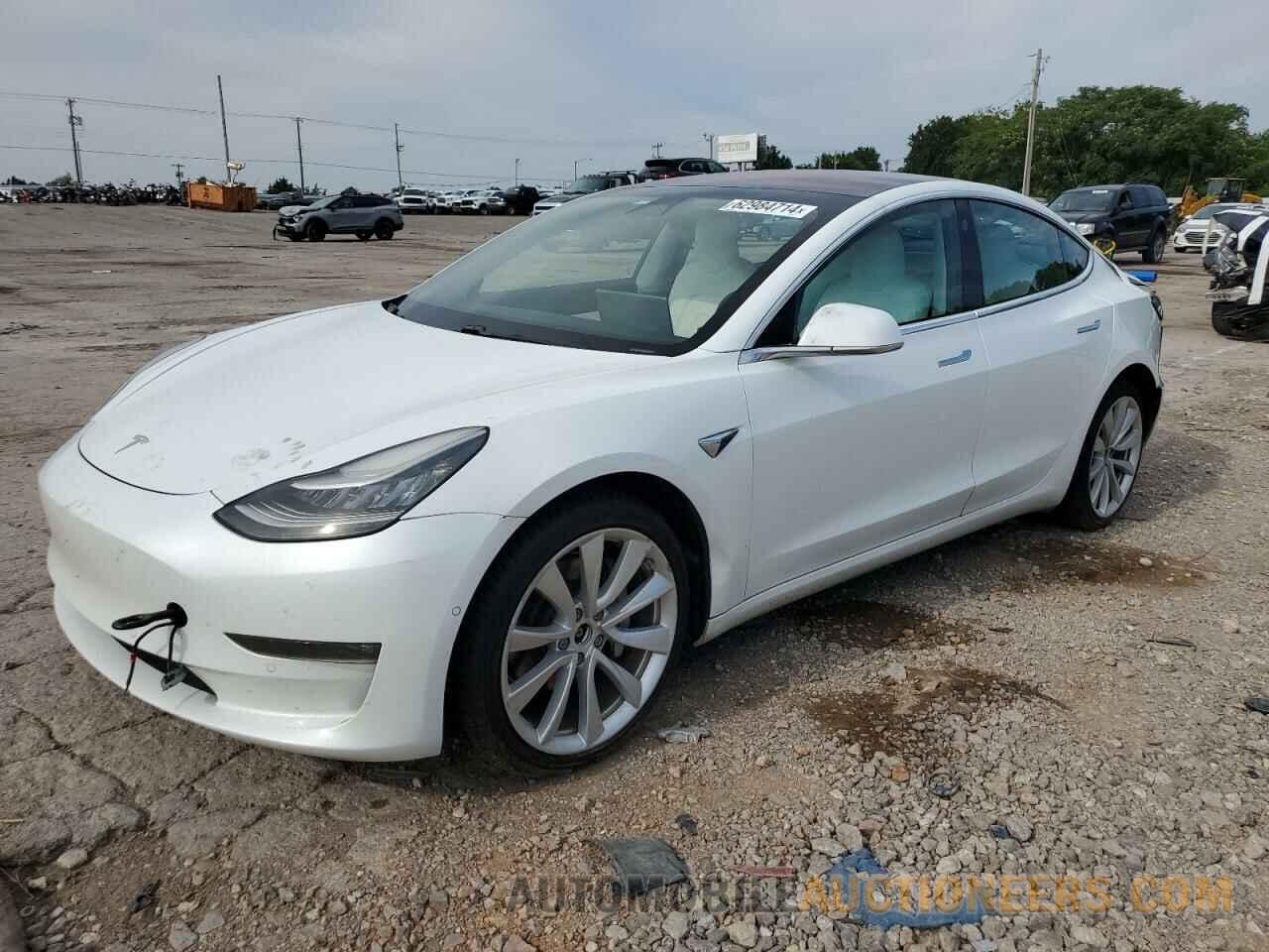 5YJ3E1EB8JF100705 TESLA MODEL 3 2018