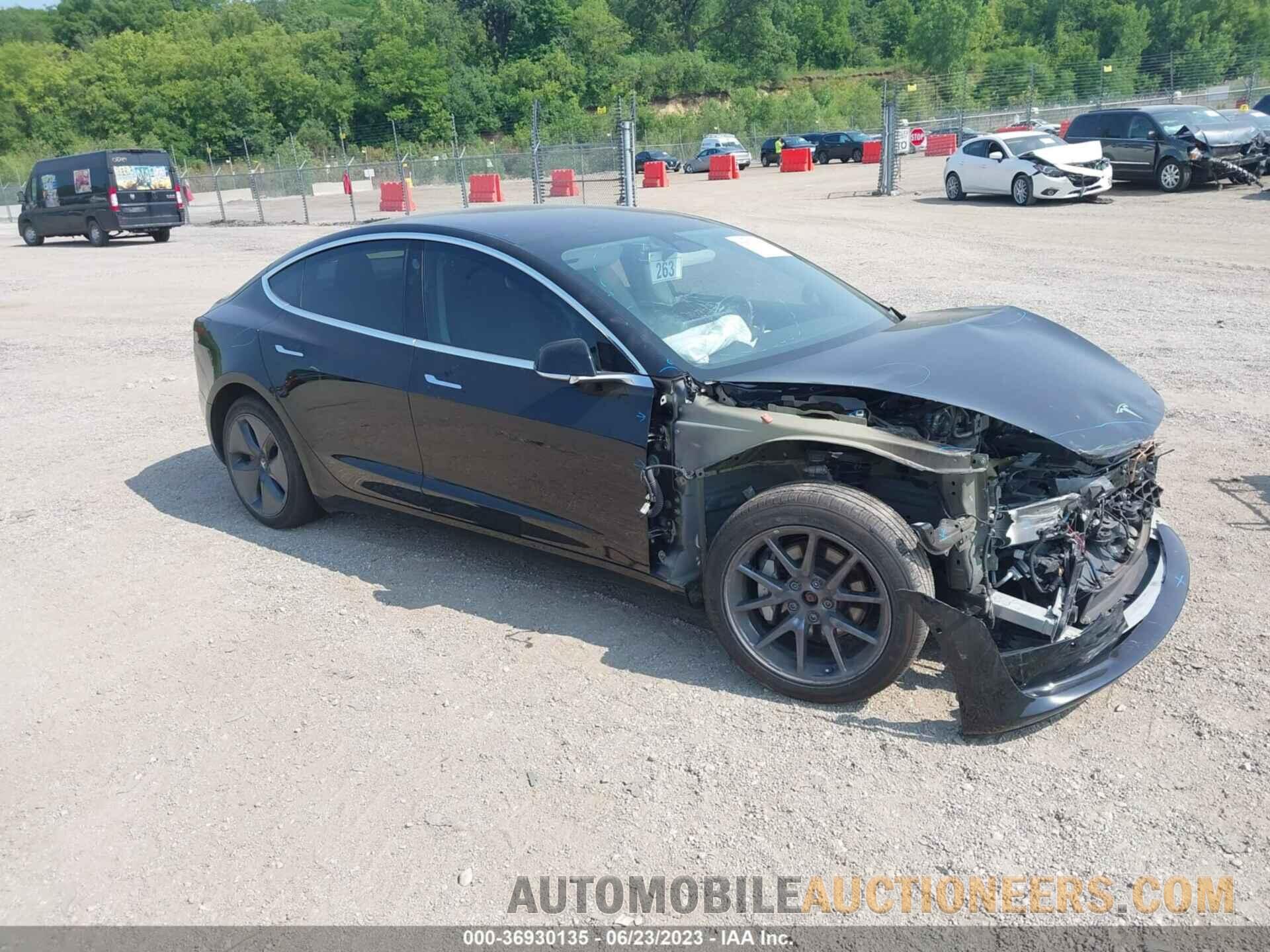 5YJ3E1EB8JF103149 TESLA MODEL 3 2018