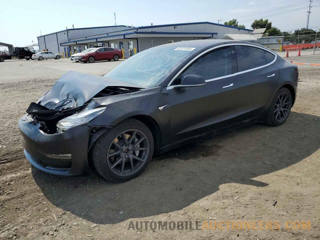 5YJ3E1EB8JF103460 TESLA MODEL 3 2018