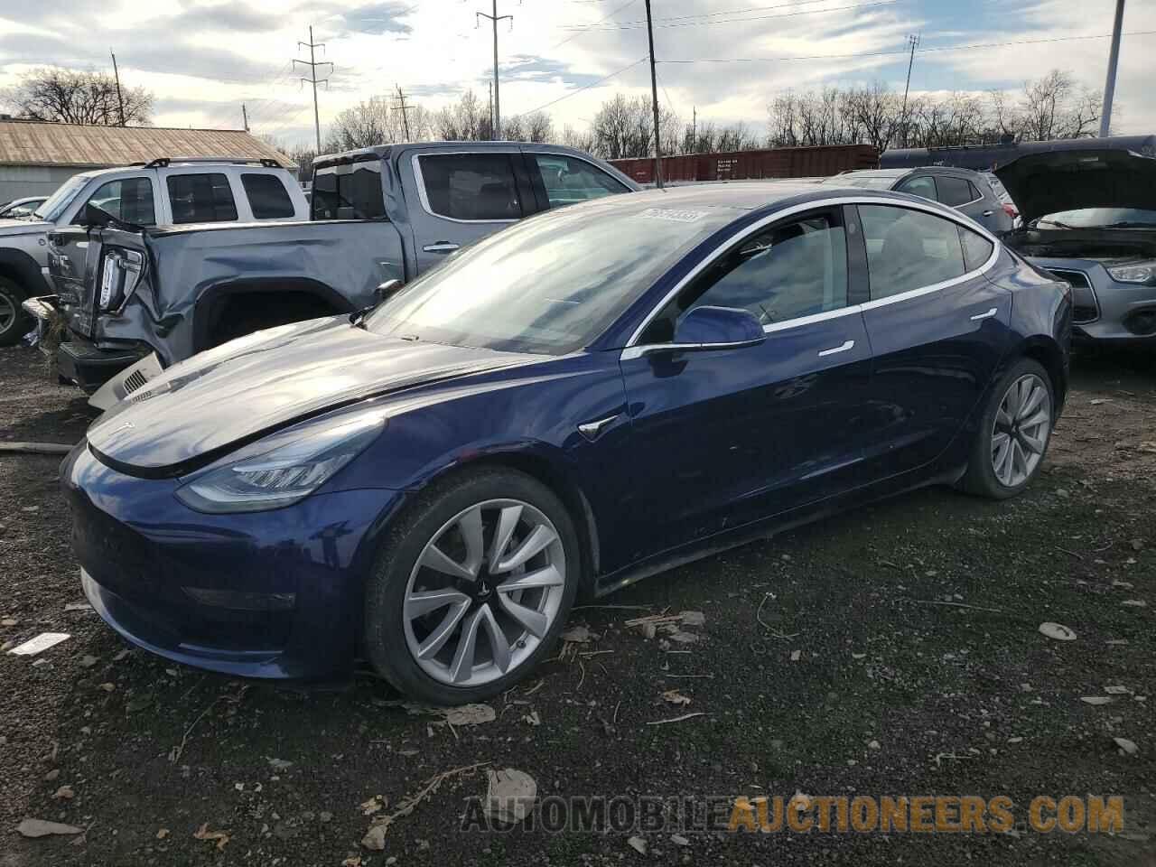 5YJ3E1EB8JF116063 TESLA MODEL 3 2018