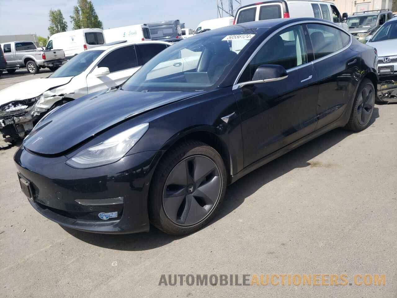 5YJ3E1EB8JF130772 TESLA MODEL 3 2018