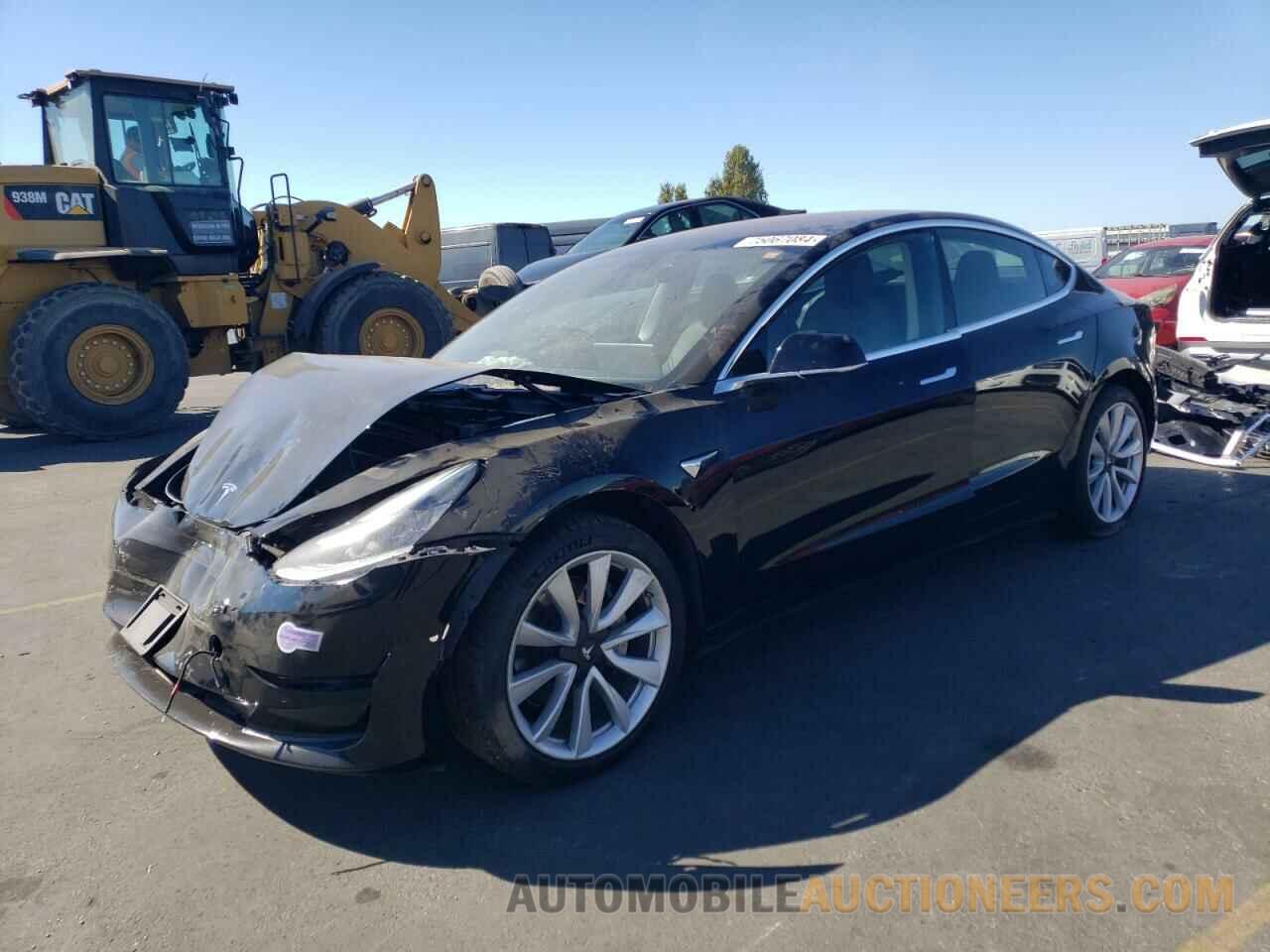 5YJ3E1EB8JF131842 TESLA MODEL 3 2018