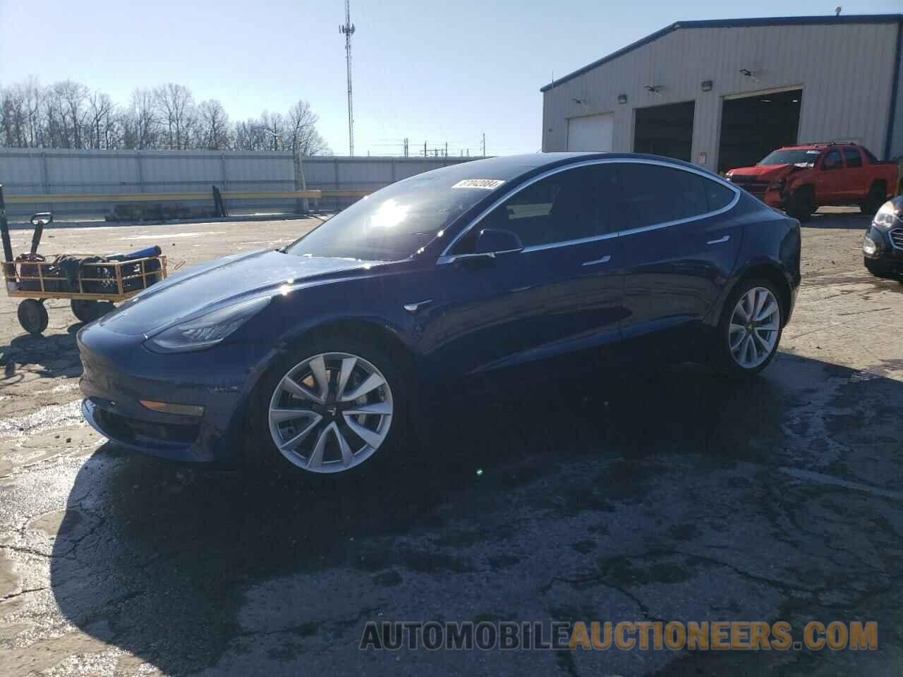 5YJ3E1EB8JF133705 TESLA MODEL 3 2018