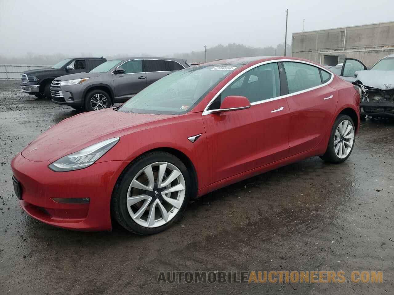 5YJ3E1EB8JF146065 TESLA MODEL 3 2018