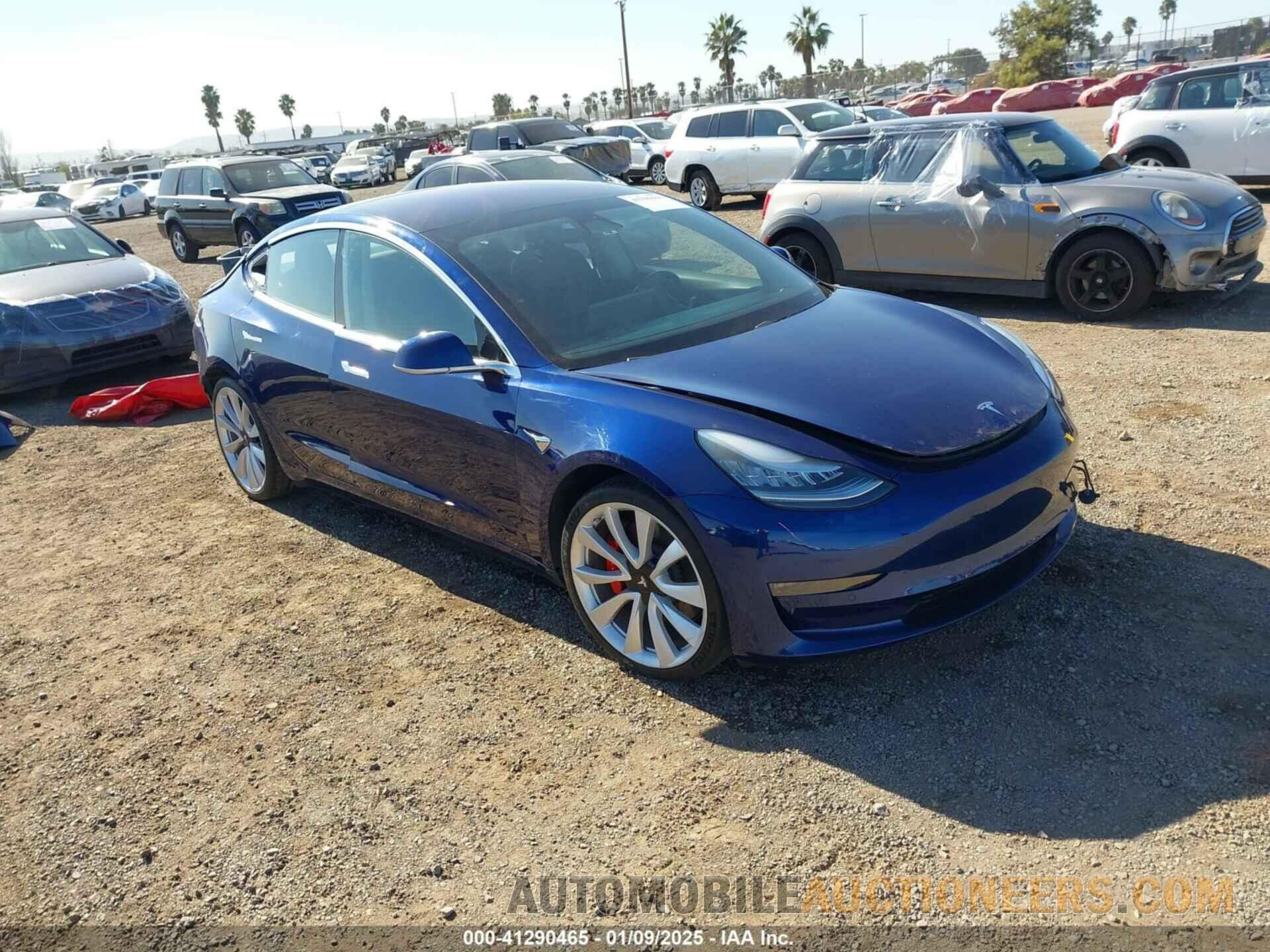 5YJ3E1EB8JF151475 TESLA MODEL 3 2018