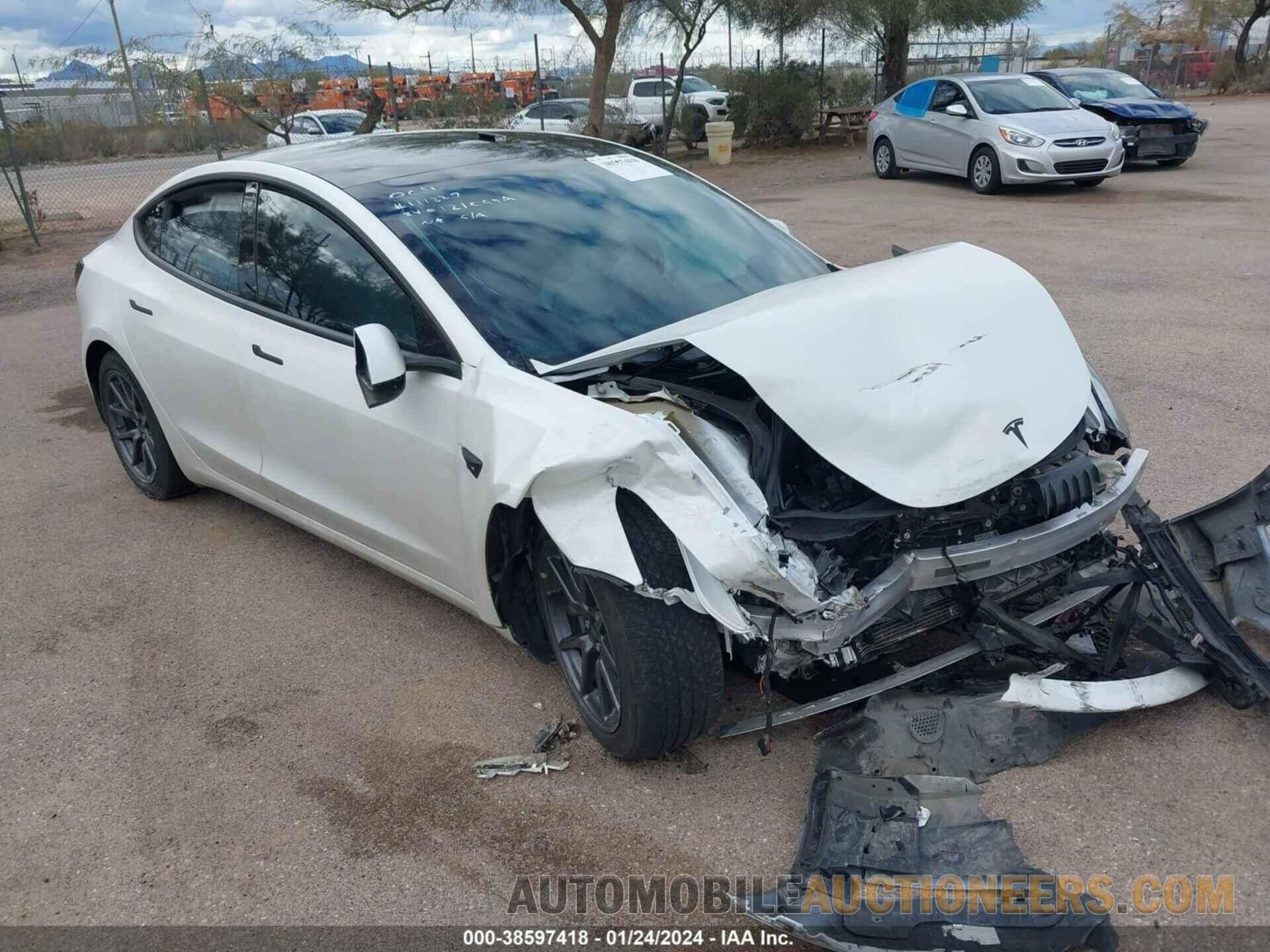 5YJ3E1EB8KF195090 TESLA MODEL 3 2019