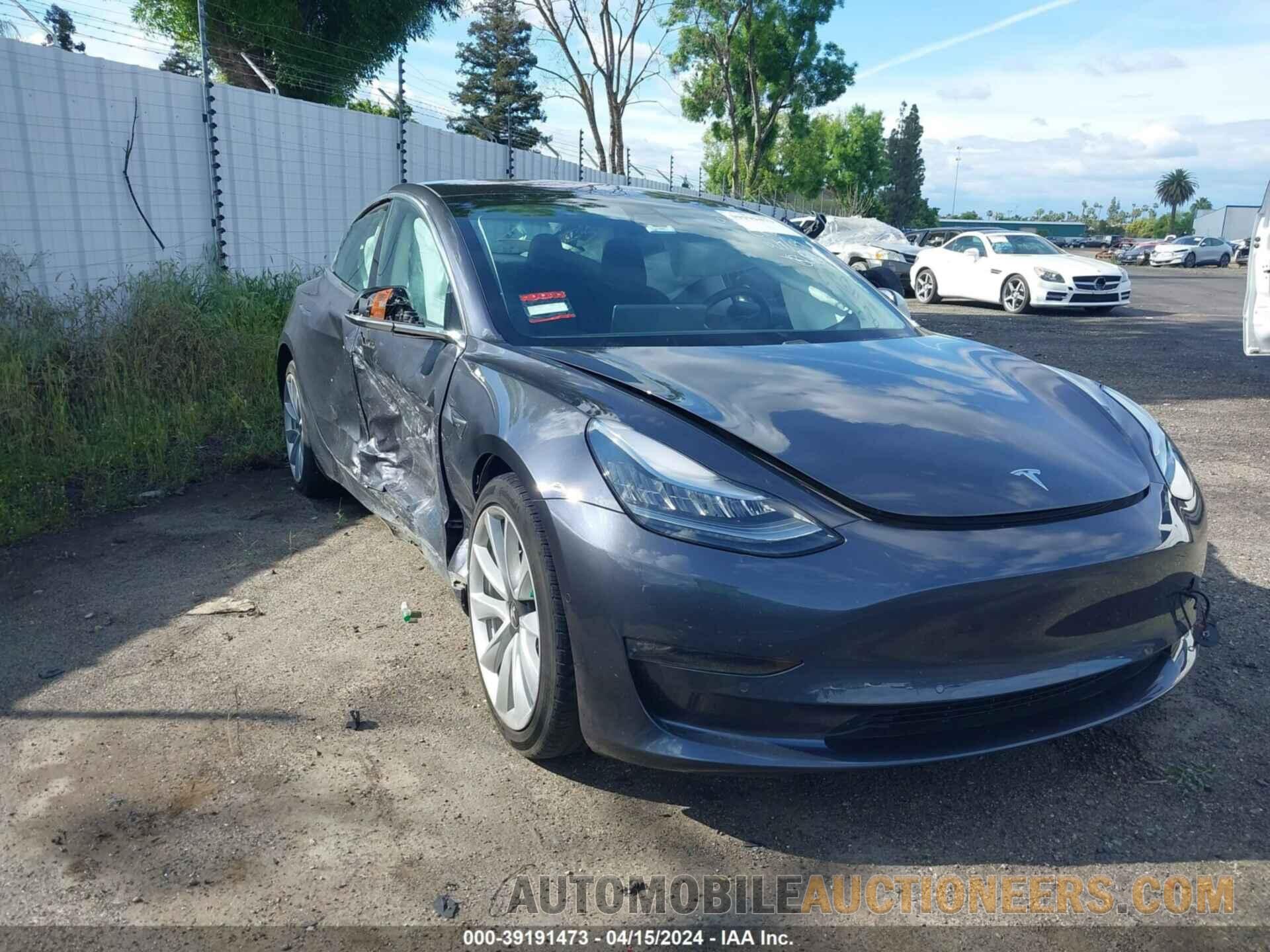 5YJ3E1EB8KF205620 TESLA MODEL 3 2019