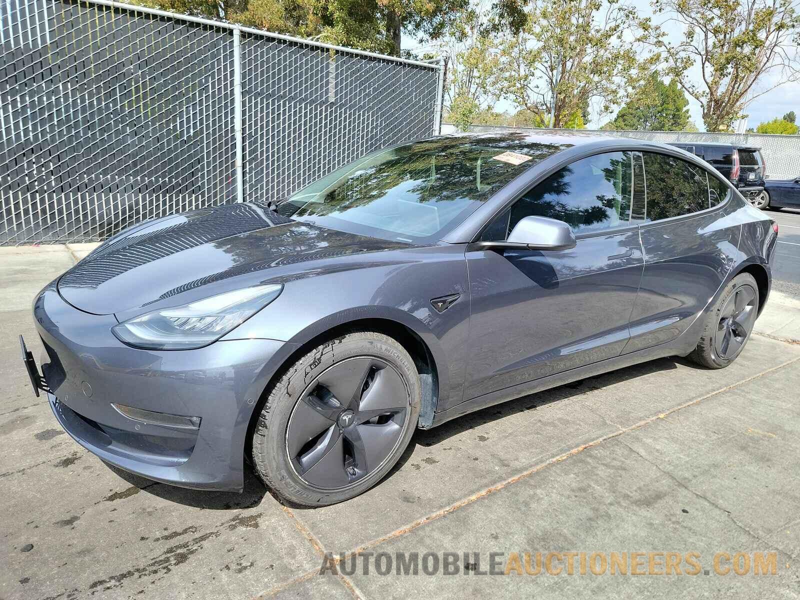 5YJ3E1EB8KF209585 Tesla Model 3 2019