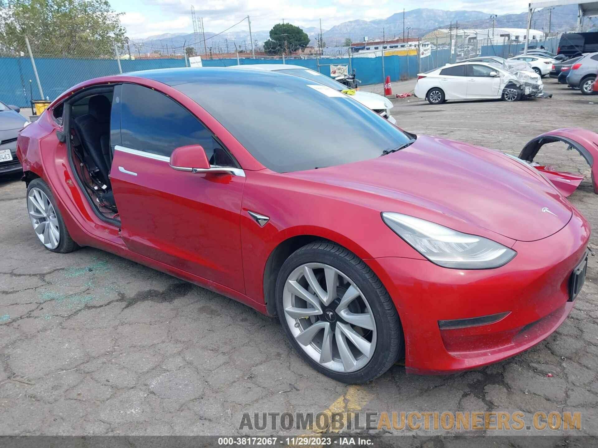 5YJ3E1EB8KF212700 TESLA MODEL 3 2019