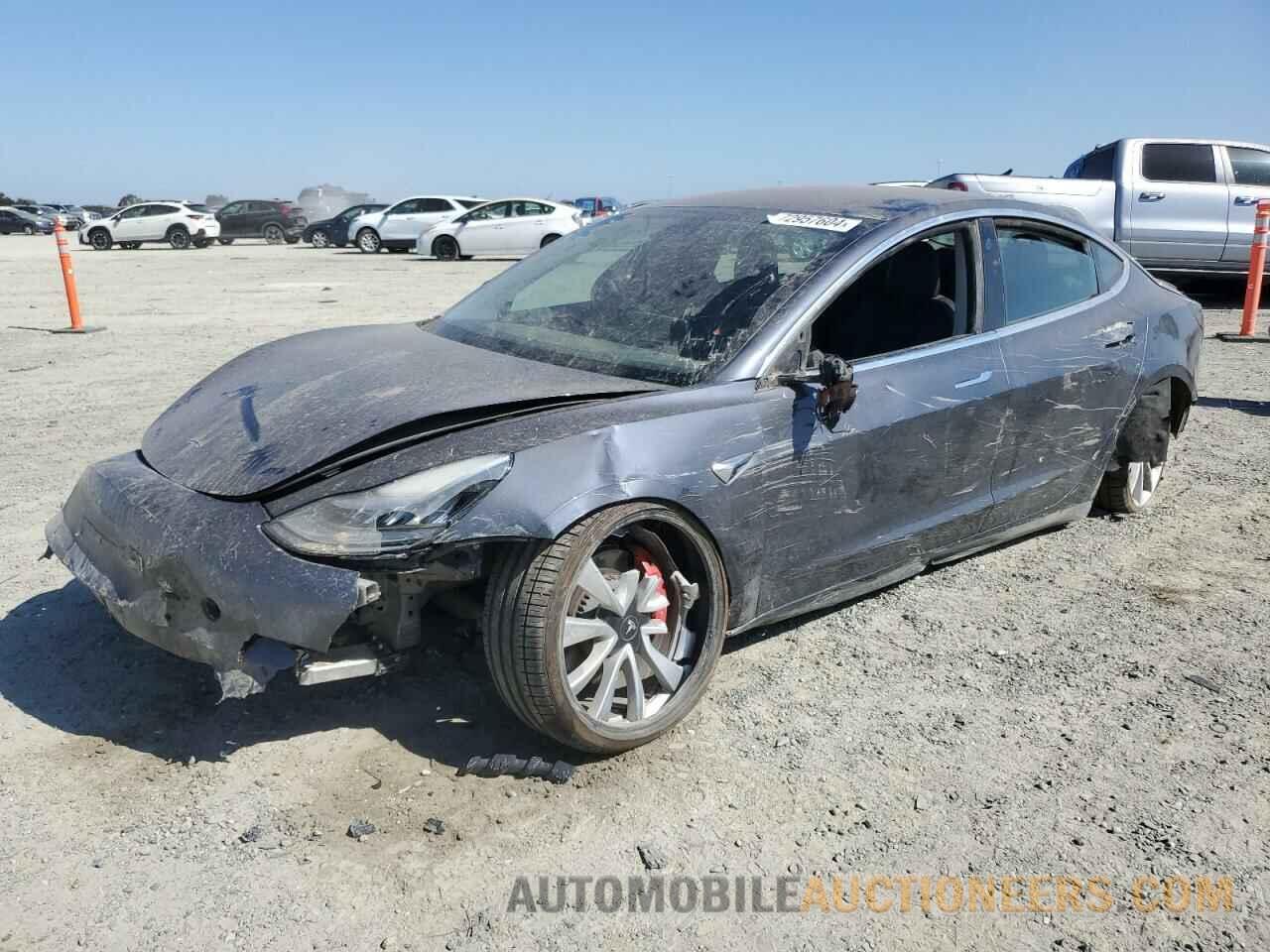 5YJ3E1EB8KF231215 TESLA MODEL 3 2019