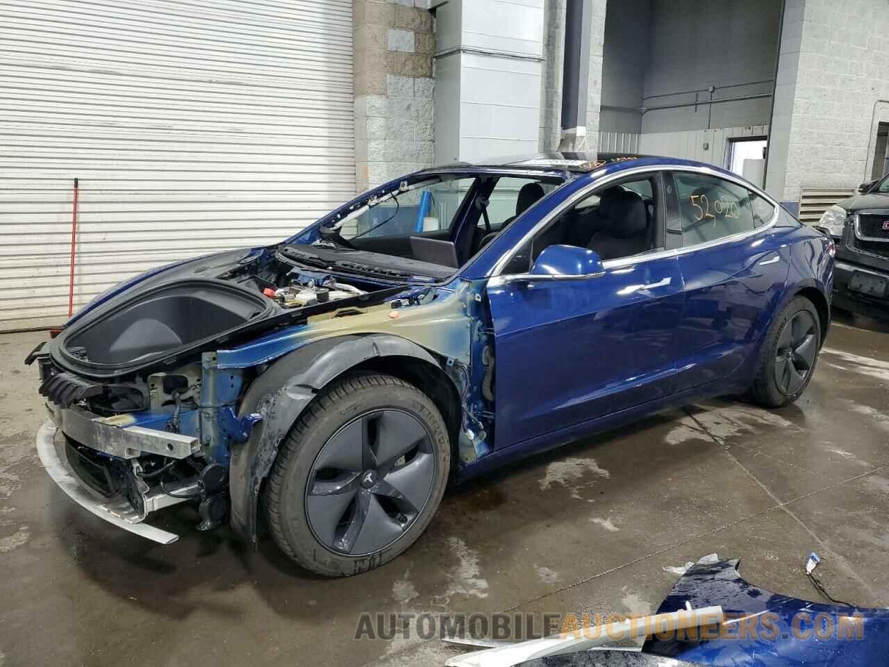 5YJ3E1EB8KF359504 TESLA MODEL 3 2019