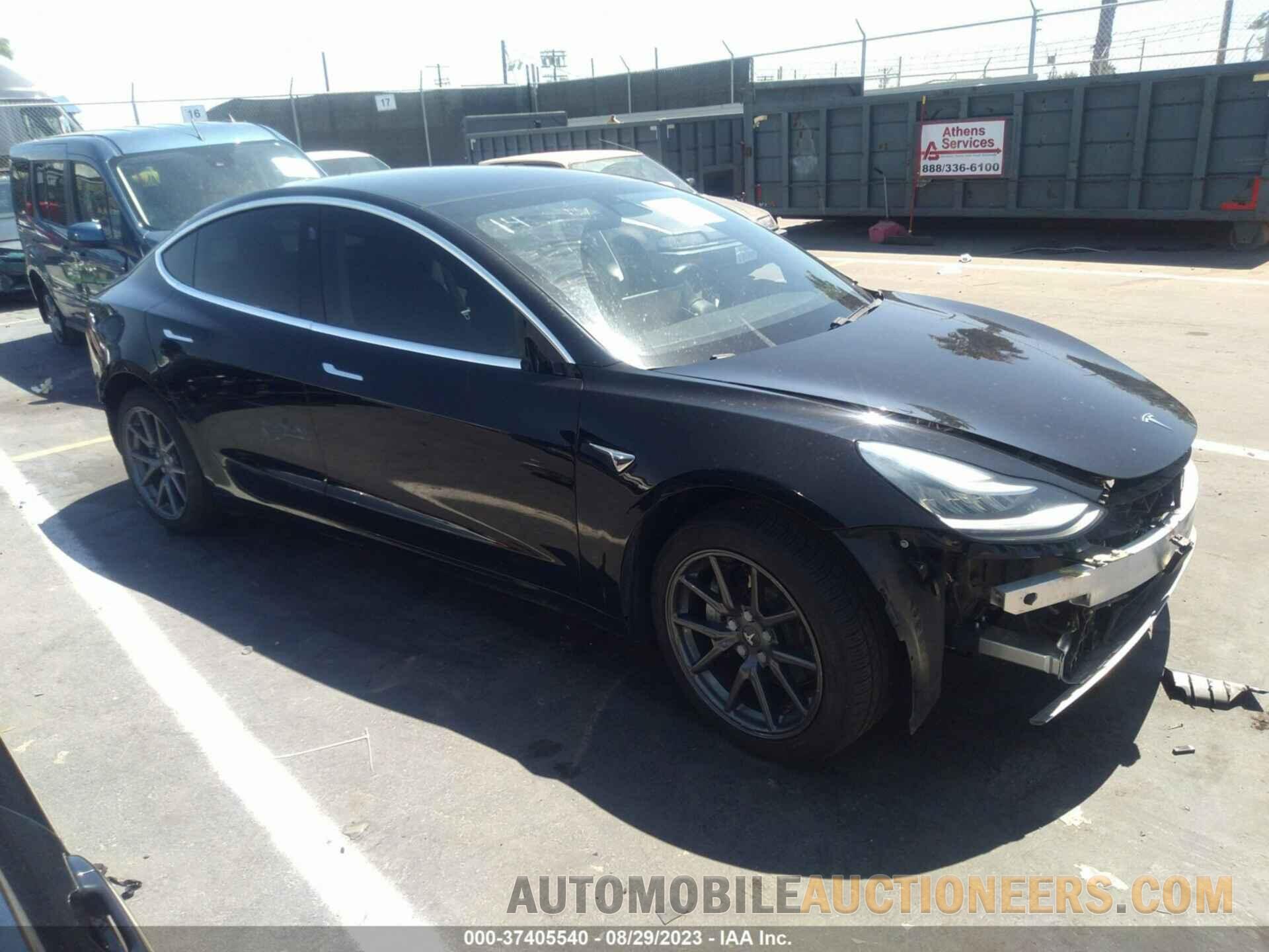 5YJ3E1EB8KF384693 TESLA MODEL 3 2019