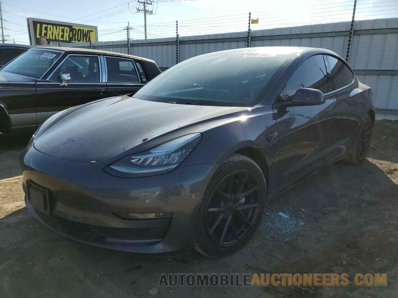 5YJ3E1EB8KF386962 TESLA MODEL 3 2019