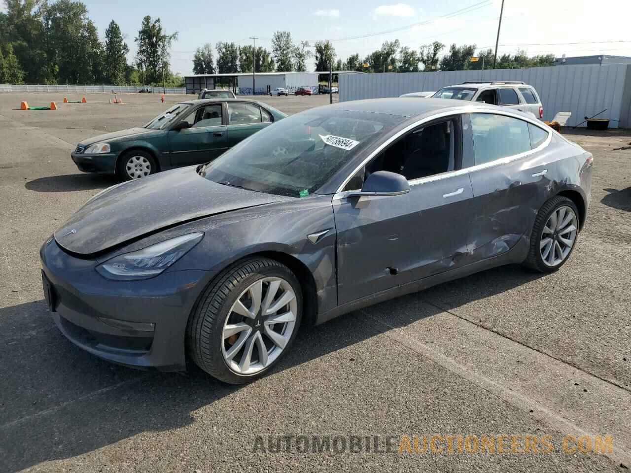 5YJ3E1EB8KF389456 TESLA MODEL 3 2019