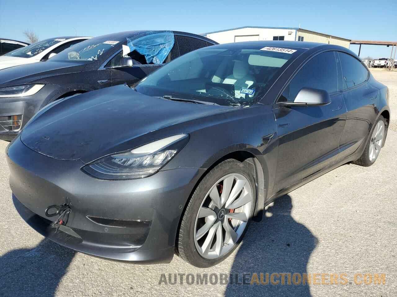 5YJ3E1EB8KF391661 TESLA MODEL 3 2019