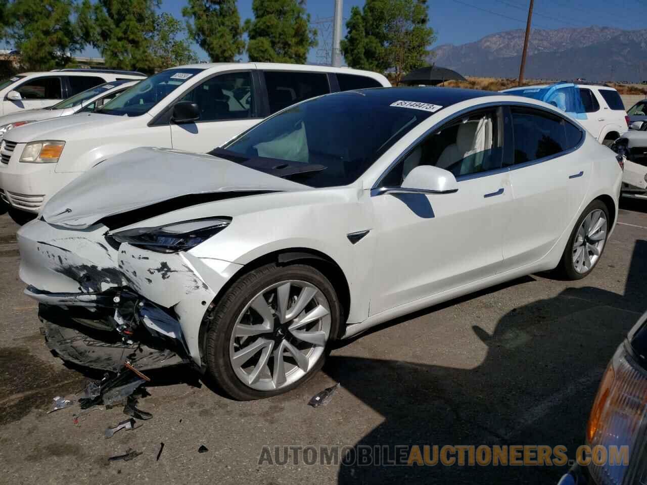 5YJ3E1EB8KF392213 TESLA MODEL 3 2019