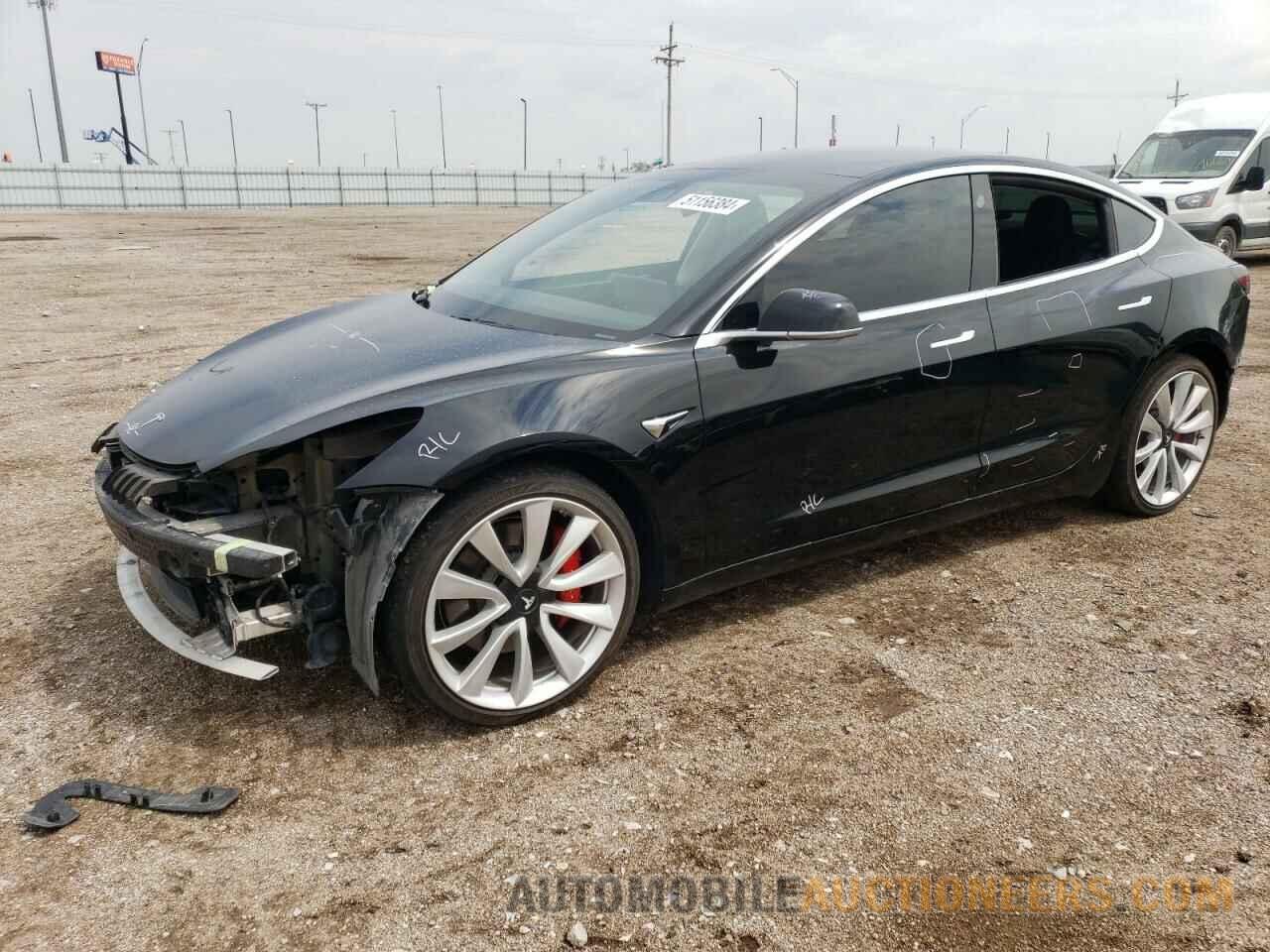 5YJ3E1EB8KF421984 TESLA MODEL 3 2019