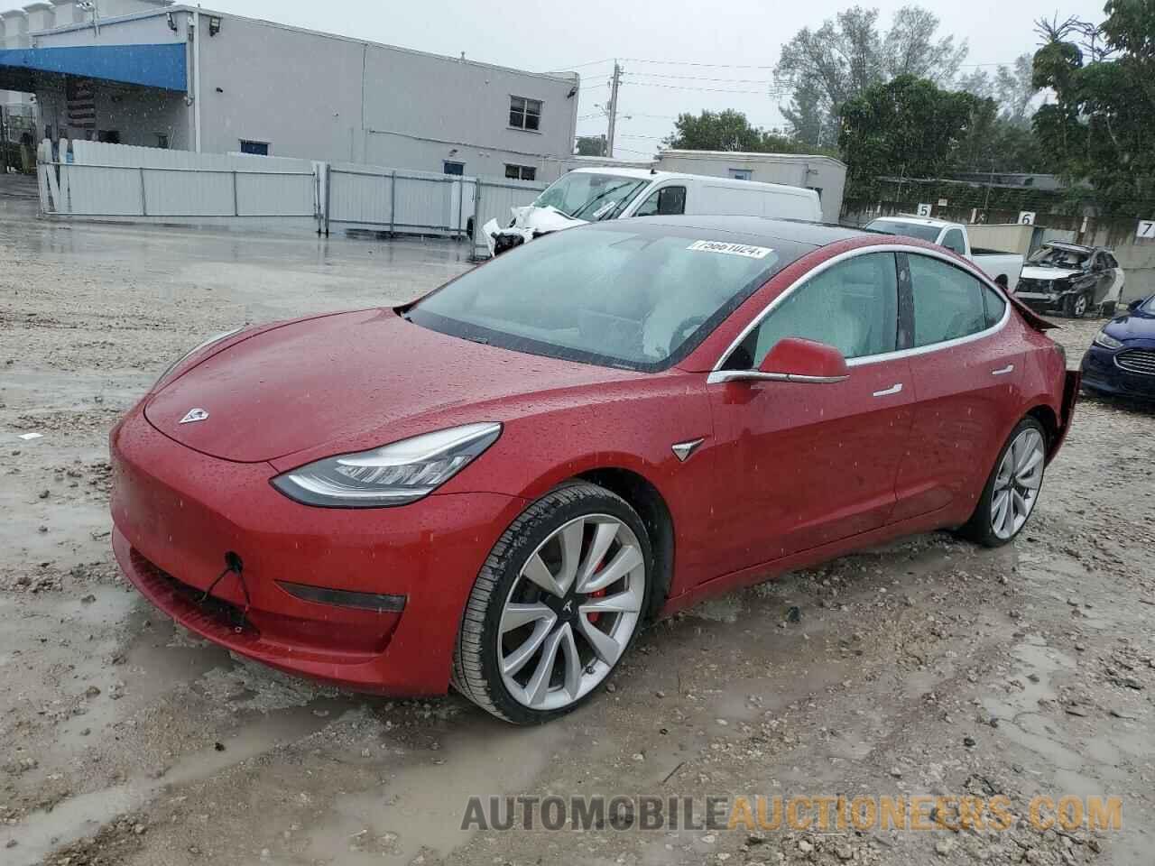 5YJ3E1EB8KF422052 TESLA MODEL 3 2019