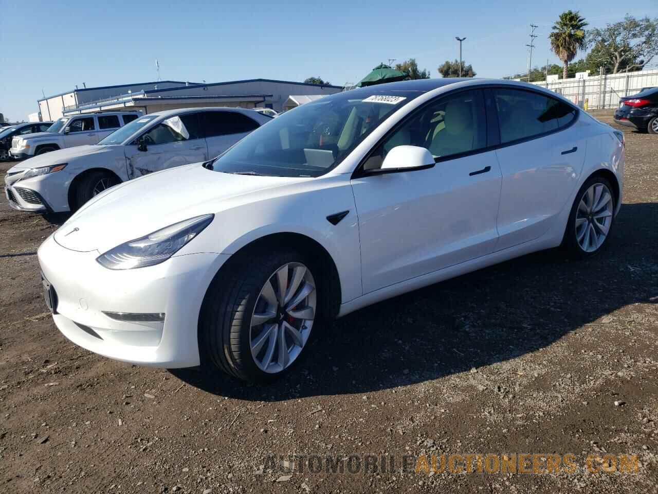 5YJ3E1EB8KF422116 TESLA MODEL 3 2019