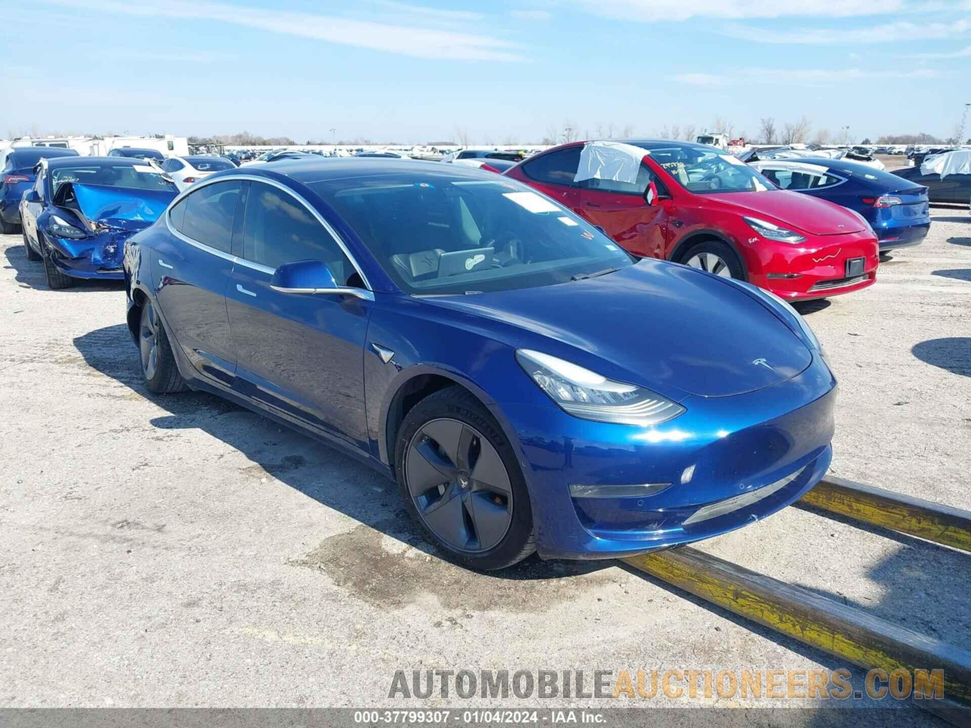 5YJ3E1EB8KF432967 TESLA MODEL 3 2019