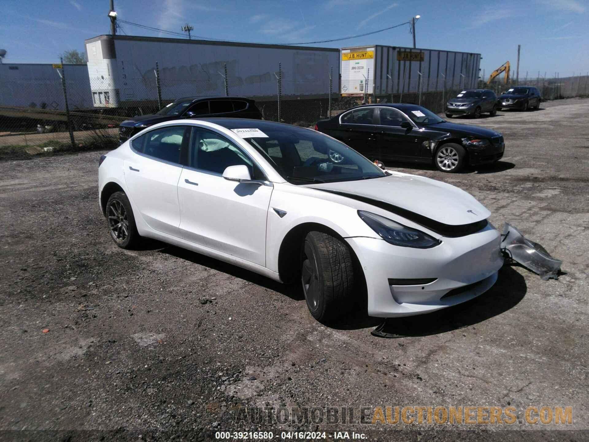 5YJ3E1EB8KF433424 TESLA MODEL 3 2019